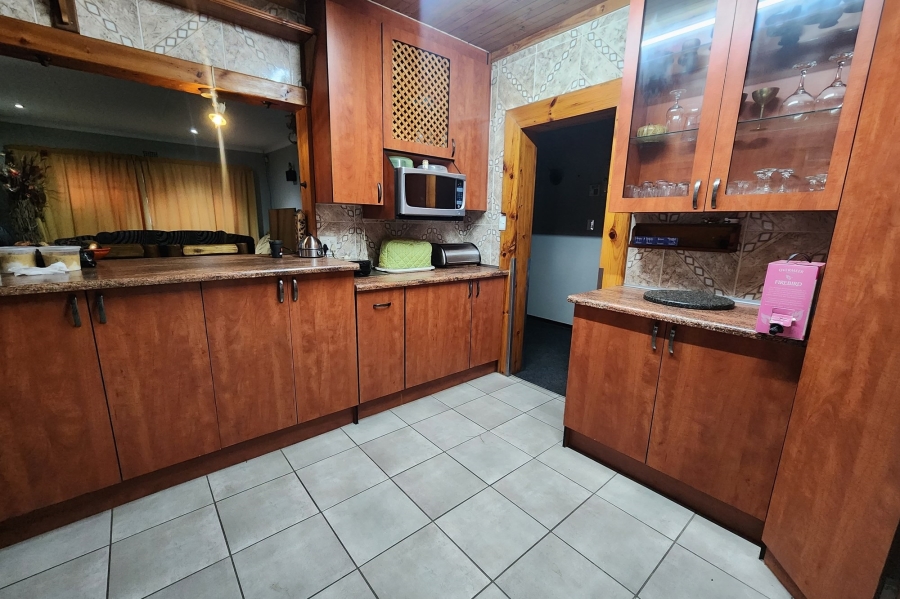 4 Bedroom Property for Sale in Vaalpark Free State